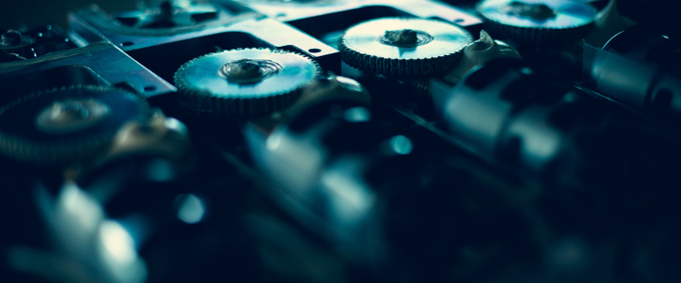 Axes et boulons de moteur